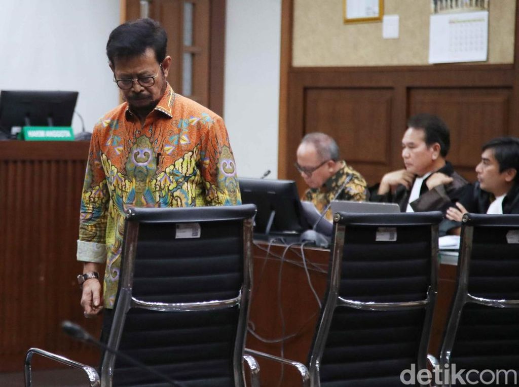 Potret SYL Diperiksa sebagai Saksi Mahkota Kasus Gratifikasi-Pemerasan